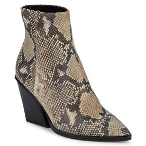 #44❤️ New Dolce Vita snakeskin ankle boots
